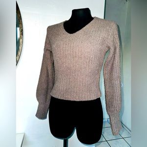 Super warm v-neck sweater top